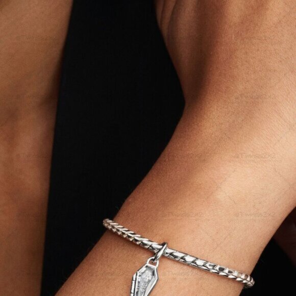 Pandora Openable Glow-in-the-dark Coffin Charm - Picture 4 of 4